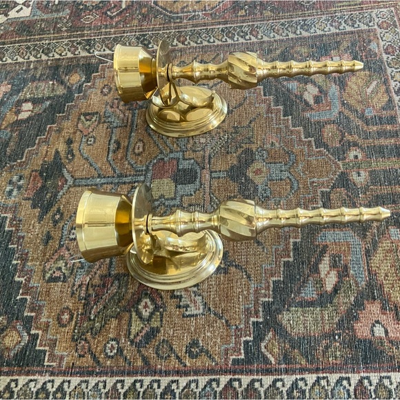 Set of Two Vintage Brass Candle Sconces - Picture 3 of 4